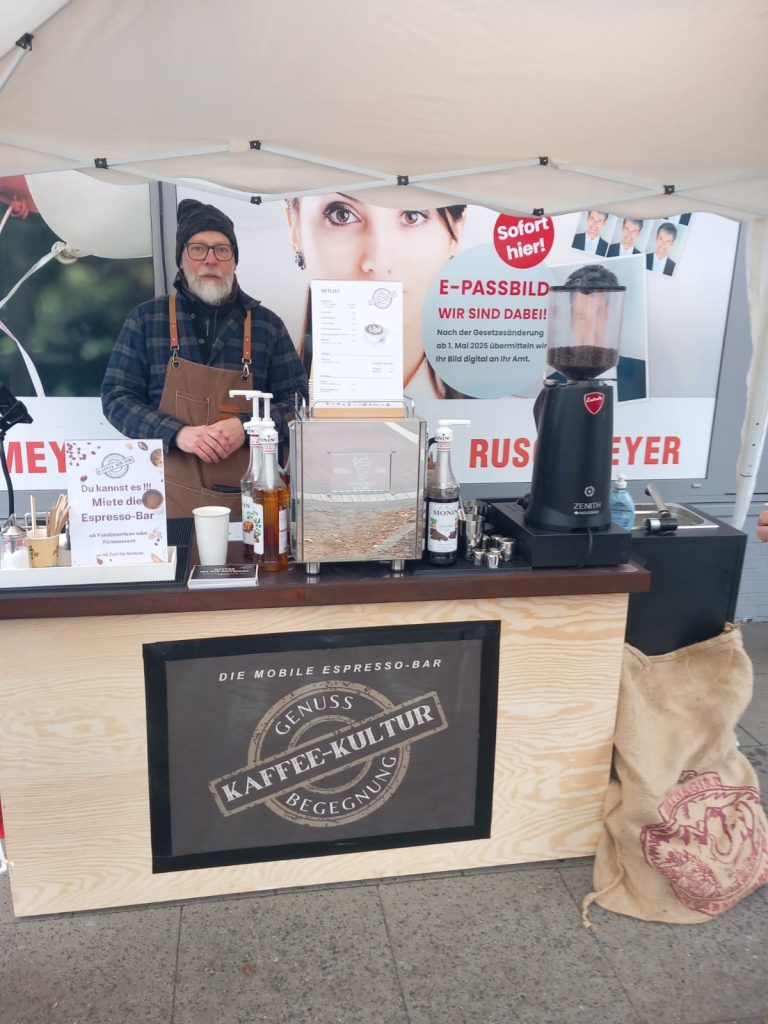 Nikolaus bei Parfümerie Ruschmeyer in Maschen