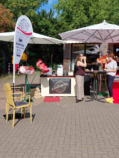 mobiler Tresen bei Sommerevent