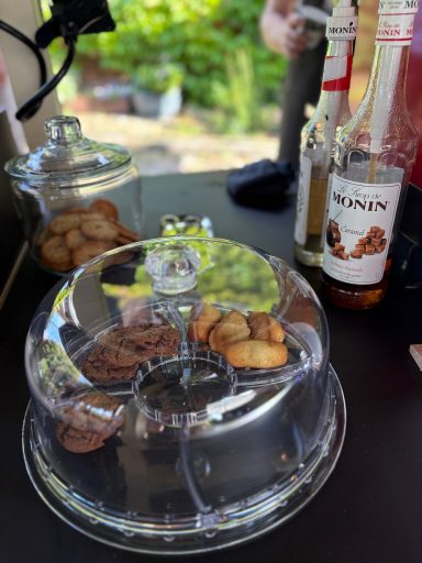 Gebäck auf Wunsch dazu